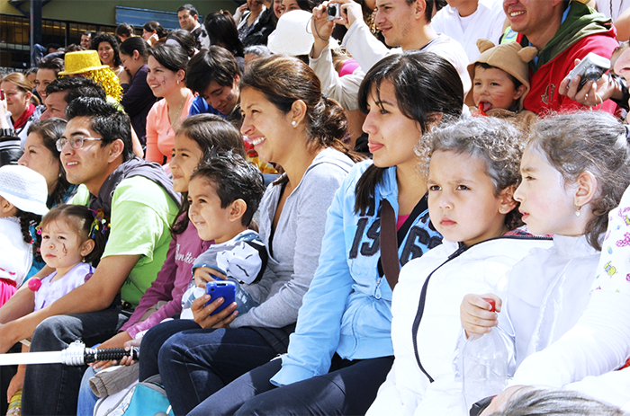 Convocatoria de profesionalización padres, madres comunitarias y auxiliares pedagógicos o afines – Licenciatura en Educación Infantil 2024-2